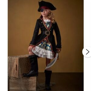 Charming pirate girls costume